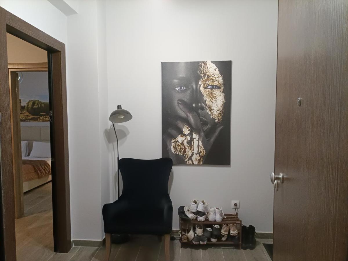 Modern Comfy Apartment Athena Bagian luar foto