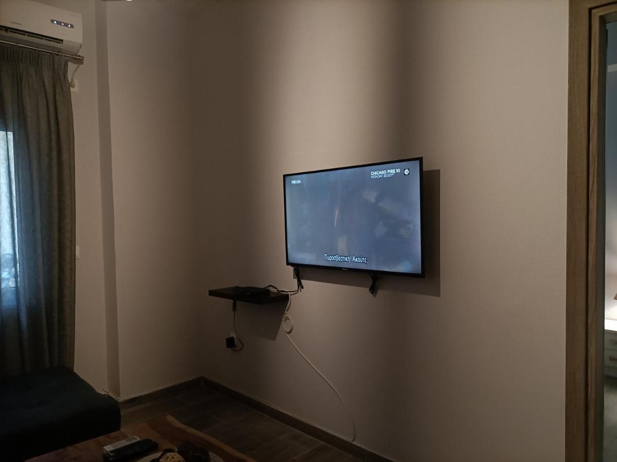Modern Comfy Apartment Athena Bagian luar foto
