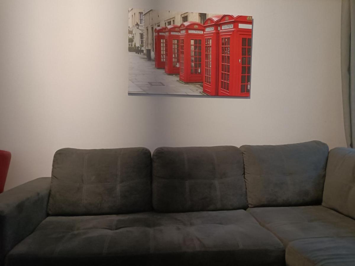 Modern Comfy Apartment Athena Bagian luar foto
