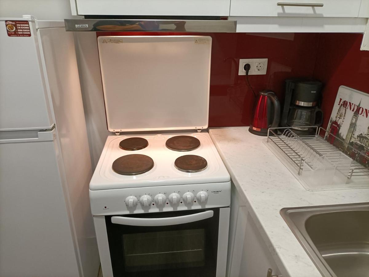 Modern Comfy Apartment Athena Bagian luar foto